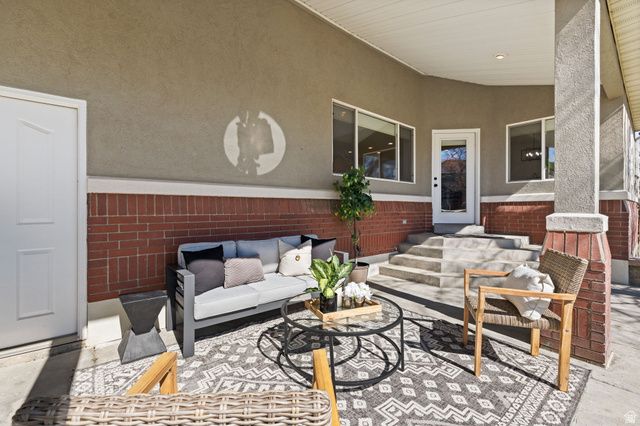 2859 W COUNTRY CLASSIC DR, Bluffdale, UT 84065