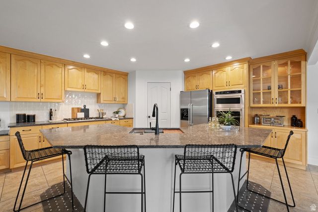 2859 W COUNTRY CLASSIC DR, Bluffdale, UT 84065