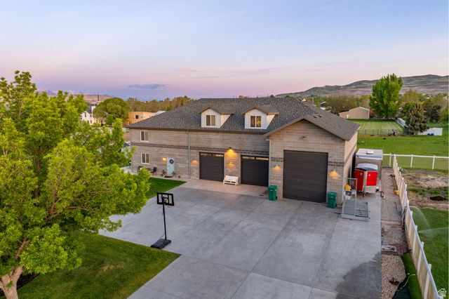 2859 W COUNTRY CLASSIC DR, Bluffdale, UT 84065