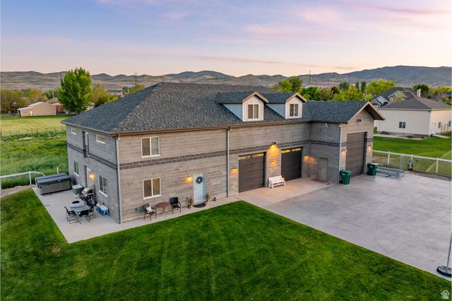 2859 W COUNTRY CLASSIC DR, Bluffdale, UT 84065