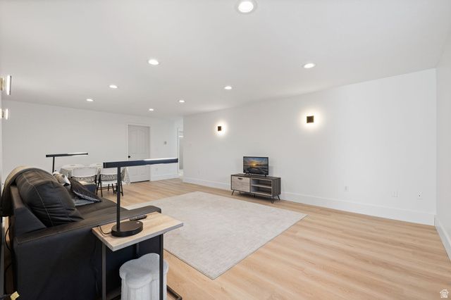 2859 W COUNTRY CLASSIC DR, Bluffdale, UT 84065