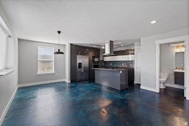 2859 W COUNTRY CLASSIC DR, Bluffdale, UT 84065