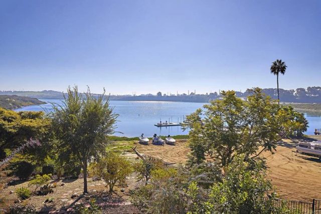 4235 Harrison Street, Carlsbad, CA 92008