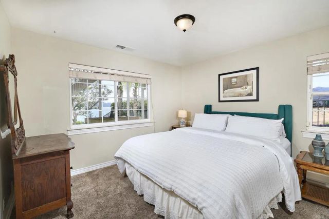 4235 Harrison Street, Carlsbad, CA 92008