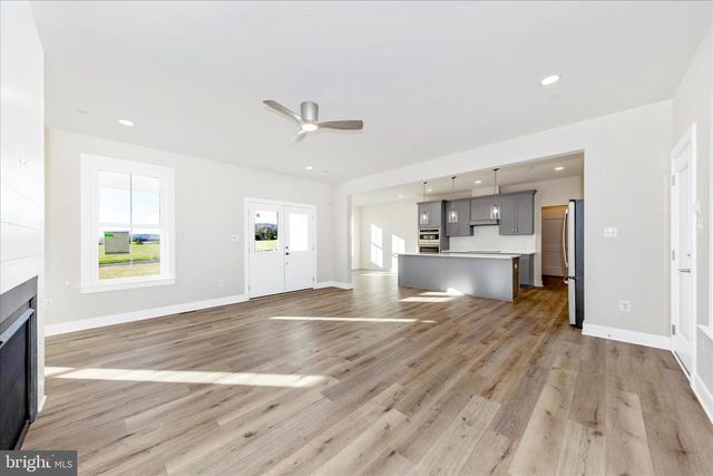 11737 ASHTON RD, Clear Spring, MD 21722