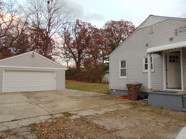 780 Palmer Drive, Pontiac, MI 48342