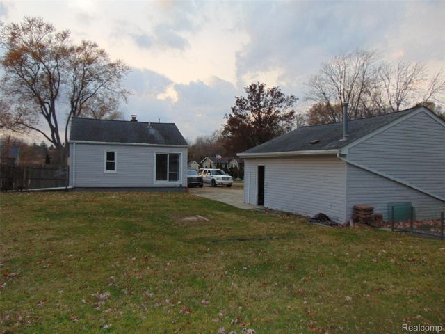 780 Palmer Drive, Pontiac, MI 48342