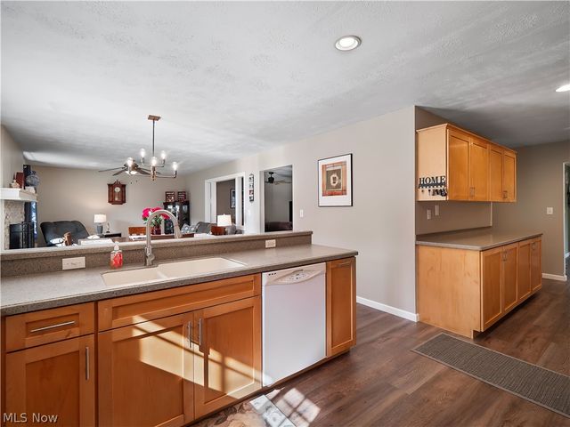 609 Wyleswood Drive, Berea, OH 44017