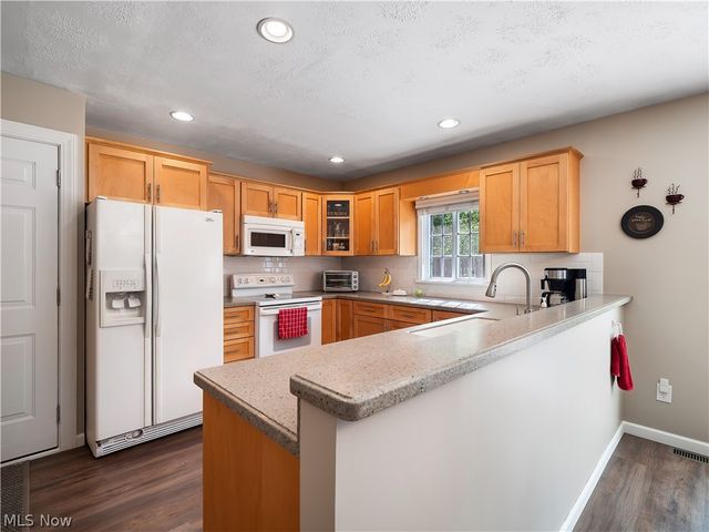609 Wyleswood Drive, Berea, OH 44017