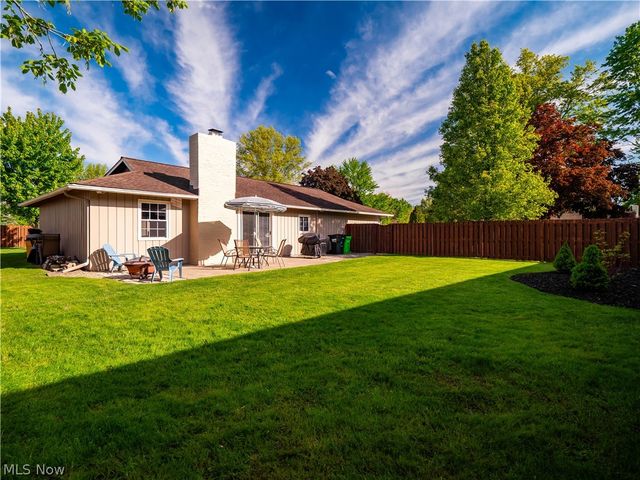 609 Wyleswood Drive, Berea, OH 44017