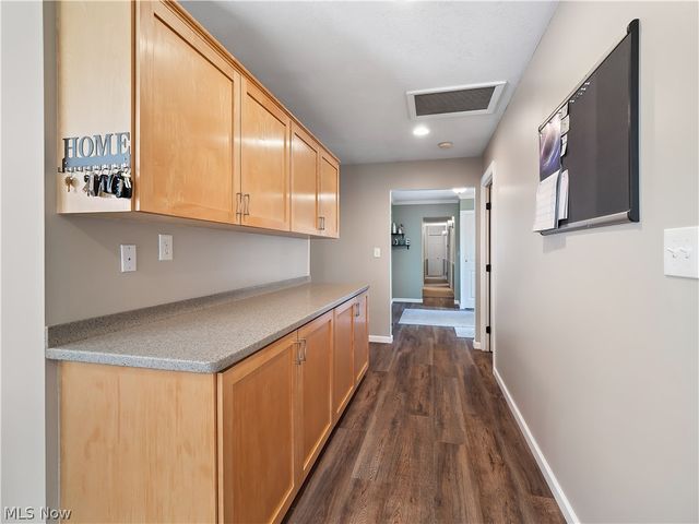 609 Wyleswood Drive, Berea, OH 44017