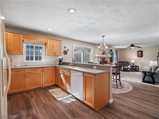 609 Wyleswood Drive, Berea, OH 44017