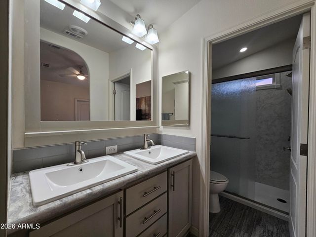 650 N Hawes Road 3223, Mesa, AZ 85207