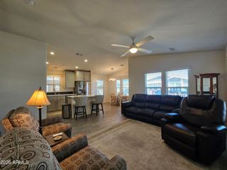 650 N Hawes Road 3223, Mesa, AZ 85207