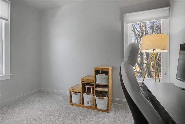 136 E Jackson Street, Oswego, IL 60543