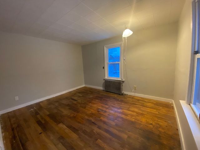 135 Lucerne Rd, Springfield, MA 01119