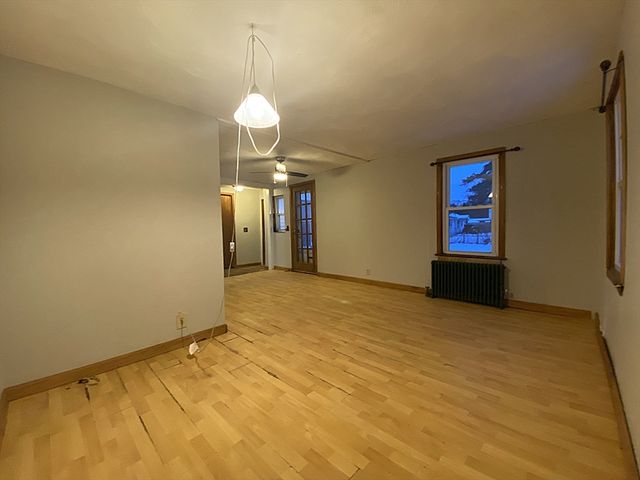 135 Lucerne Rd, Springfield, MA 01119