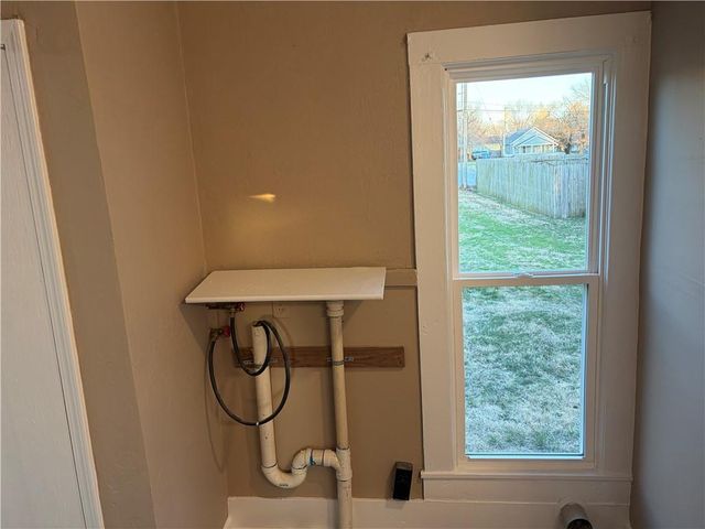 513 1st Street, Osawatomie, KS 66064
