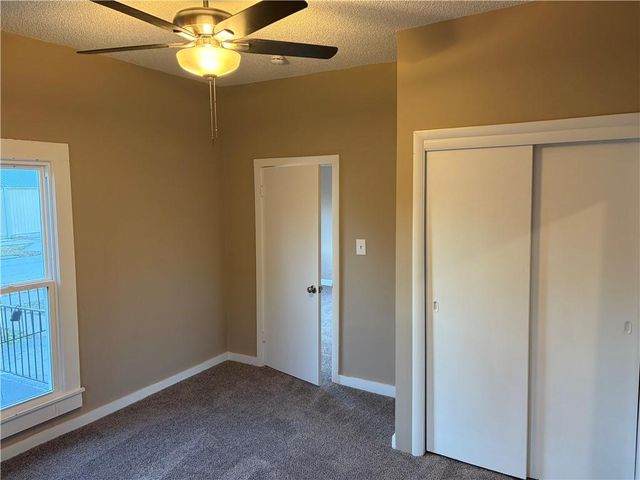 513 1st Street, Osawatomie, KS 66064