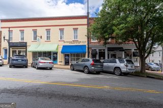 10 E Broad Street, Newnan, GA 30263