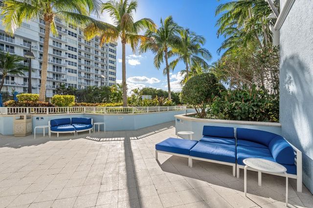 701 SE 21st Avenue 304, Deerfield Beach, FL 33441