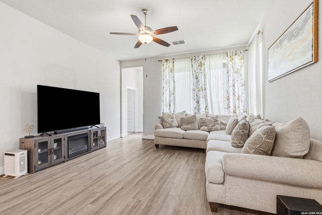 12518 YELLOWSTONE PT, San Antonio, TX 78254
