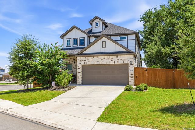 12518 YELLOWSTONE PT, San Antonio, TX 78254