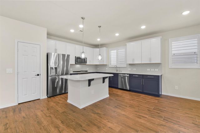 4033 Starbright Street, Houston, TX 77018