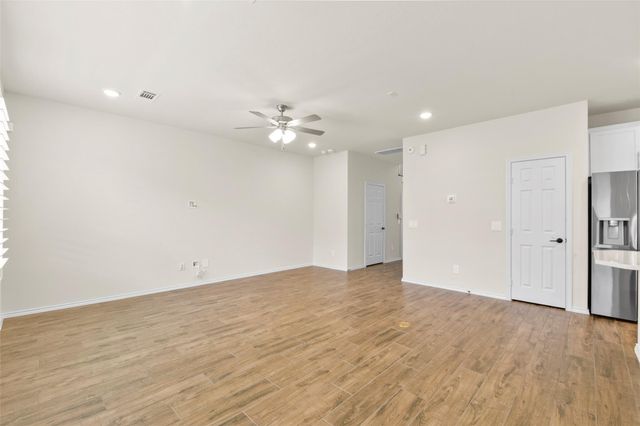 4033 Starbright Street, Houston, TX 77018