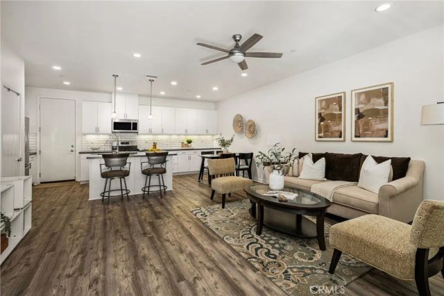 32 Savannah, Lake Forest, CA 92630