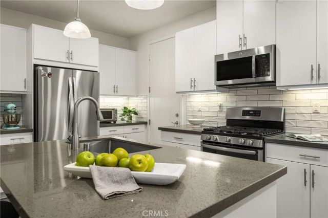 32 Savannah, Lake Forest, CA 92630