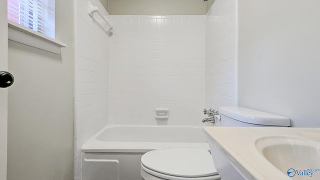 1500 Buchanan Street, Athens, AL 35611