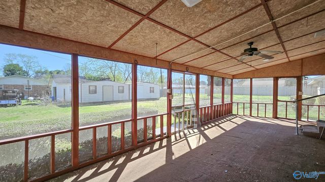 1500 Buchanan Street, Athens, AL 35611