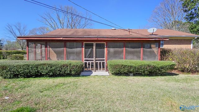 1500 Buchanan Street, Athens, AL 35611