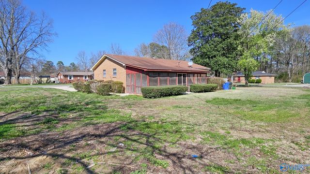 1500 Buchanan Street, Athens, AL 35611