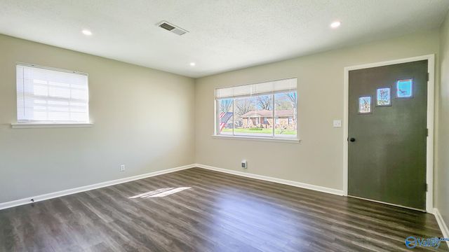 1500 Buchanan Street, Athens, AL 35611