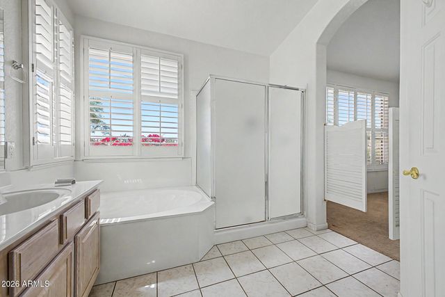8277 E SONORAN Way, Gold Canyon, AZ 85118