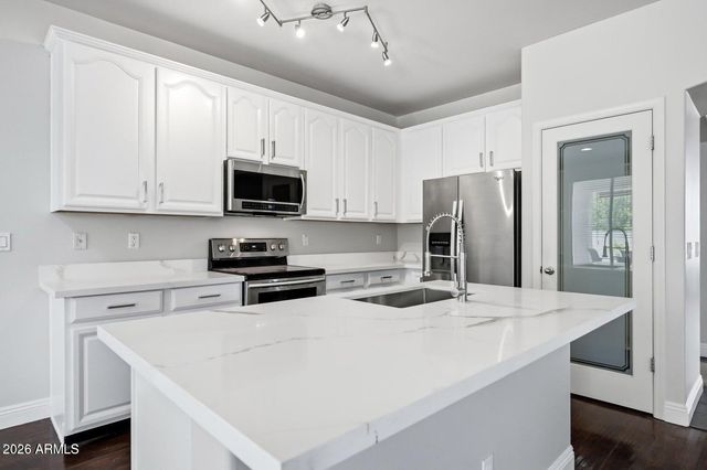 34634 N Appaloosa Way, San Tan Valley, AZ 85144