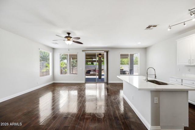 34634 N Appaloosa Way, San Tan Valley, AZ 85144
