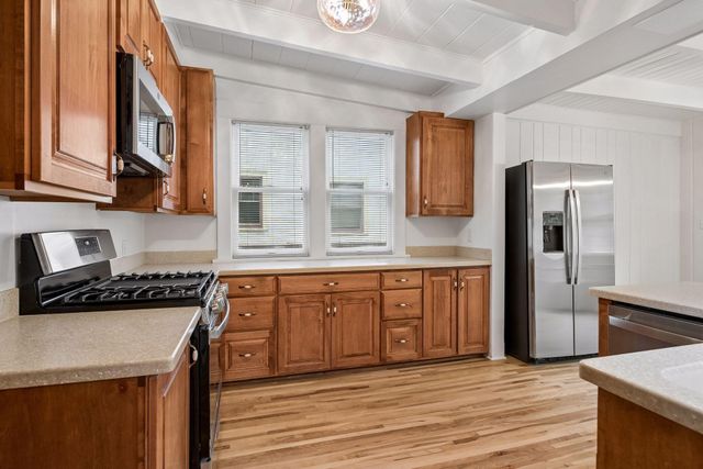 4453 Zenith Avenue S, Minneapolis, MN 55410