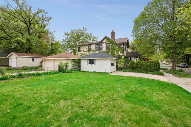 4453 Zenith Avenue S, Minneapolis, MN 55410