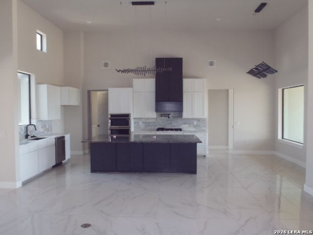 650 SHADY HOLW, New Braunfels, TX 78132