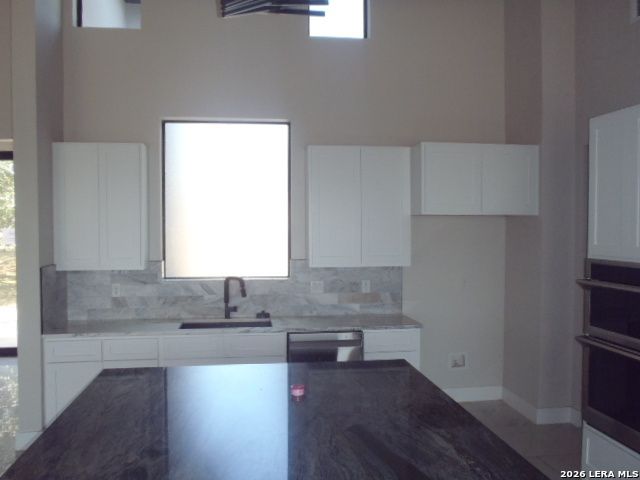 650 SHADY HOLW, New Braunfels, TX 78132