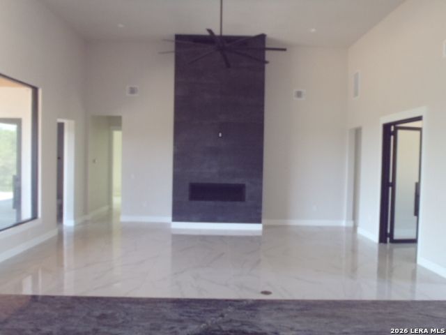 650 SHADY HOLW, New Braunfels, TX 78132