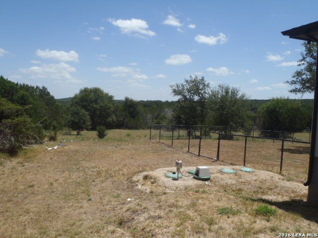 650 SHADY HOLW, New Braunfels, TX 78132