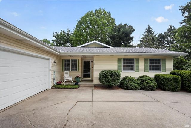 12433 Timberline Trace, Granger, IN 46530