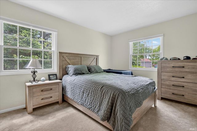 12433 Timberline Trace, Granger, IN 46530