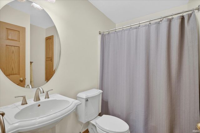 12433 Timberline Trace, Granger, IN 46530