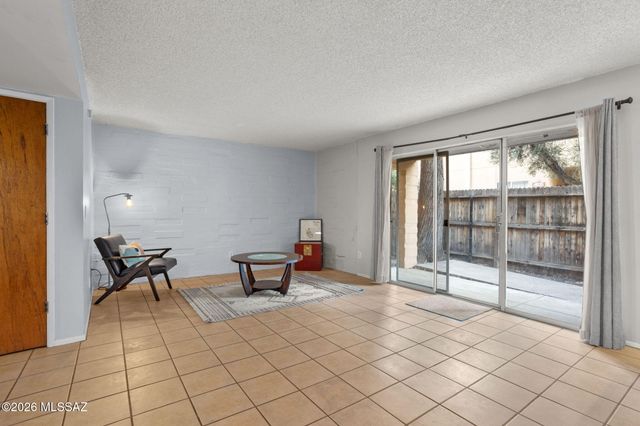 1337 E Fort Lowell Road C, Tucson, AZ 85719