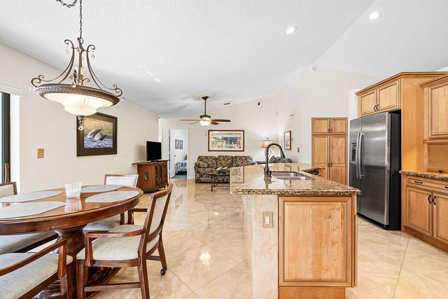 4991 NW 47th Avenue, Coconut Creek, FL 33073